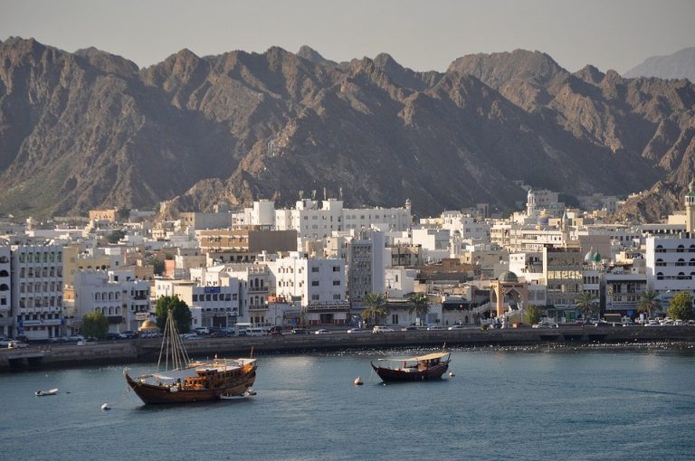 5-reasons-why-working-in-oman-naukrigulf